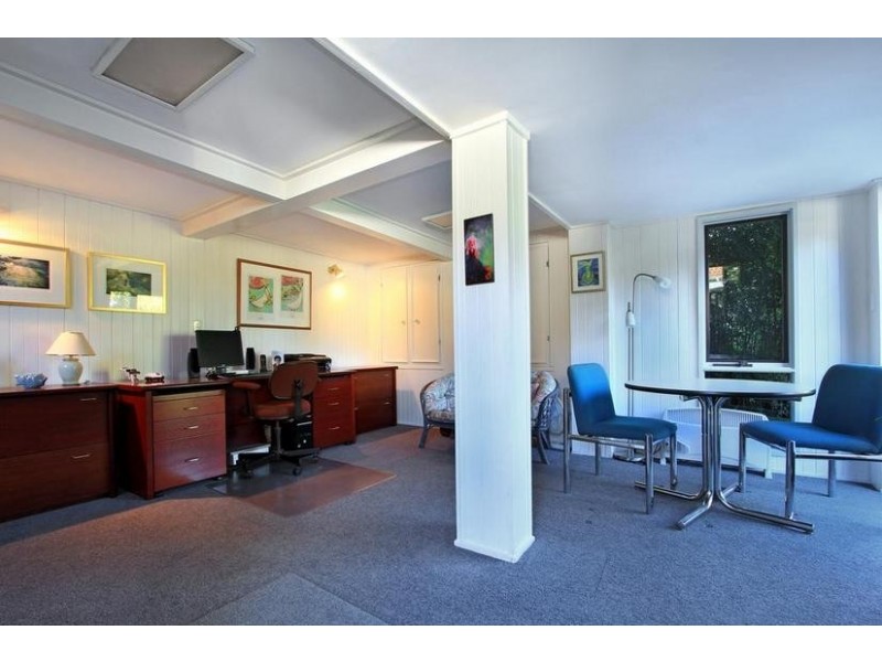13 Parkman Place, Mount Keira NSW 2500
