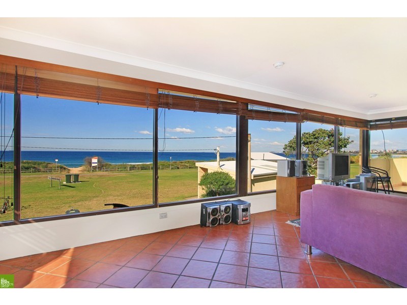 14 Marine Parade, Towradgi NSW 2518