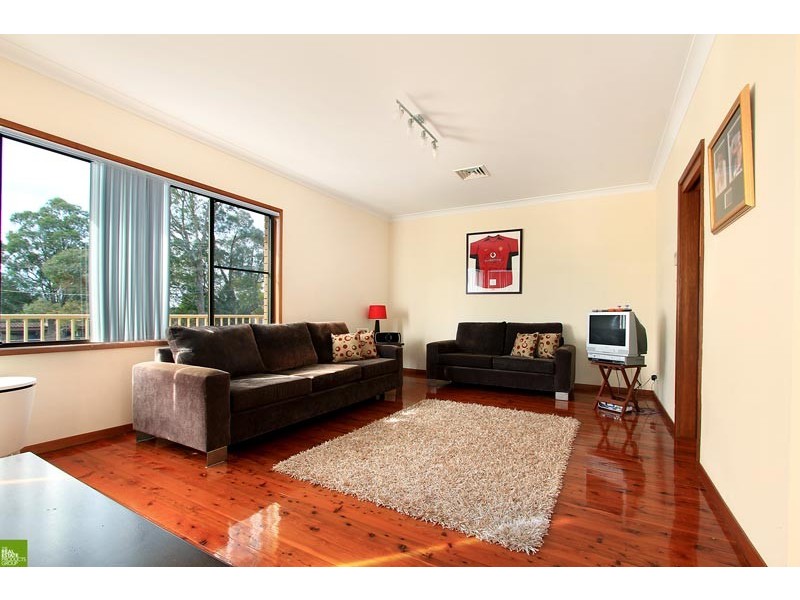 1 White Place, Figtree NSW 2525