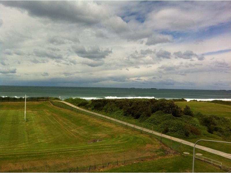 18/4 Bank Street, Wollongong NSW 2500