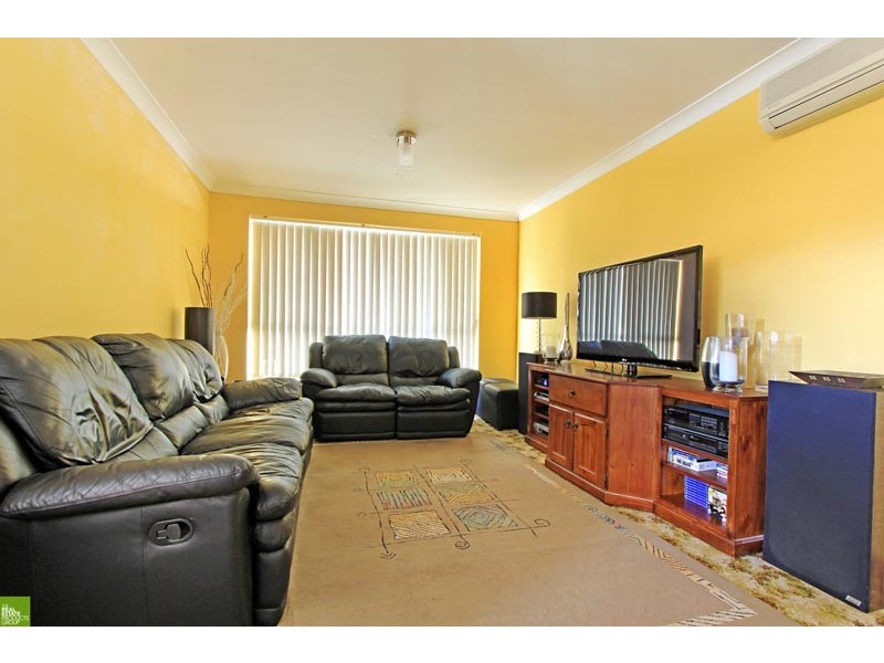 9 Woodlawn Avenue, Mangerton NSW 2500