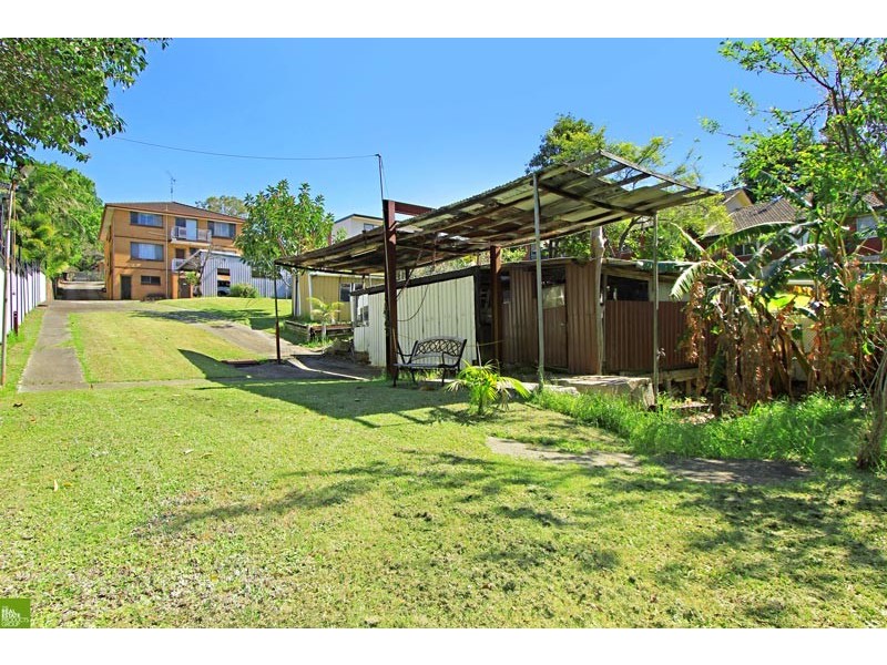 9 Woodlawn Avenue, Mangerton NSW 2500