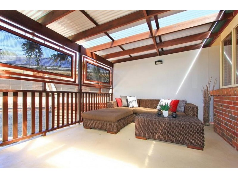 18 Brissendon Close, Tarrawanna NSW 2518