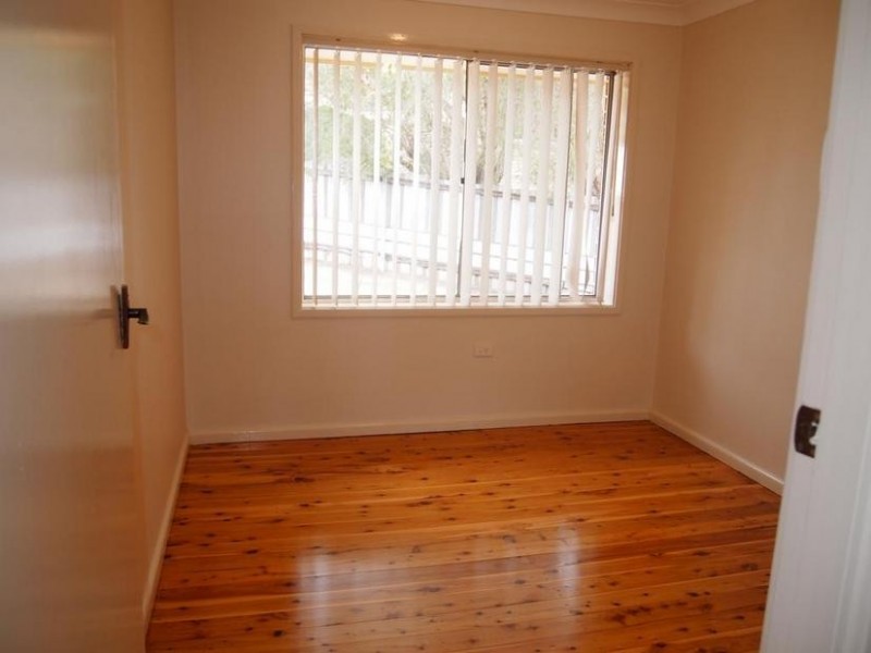 1/21 Burgess Avenue, Figtree NSW 2525