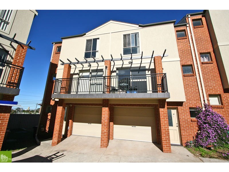 10/35 Bridge Street, Coniston NSW 2500