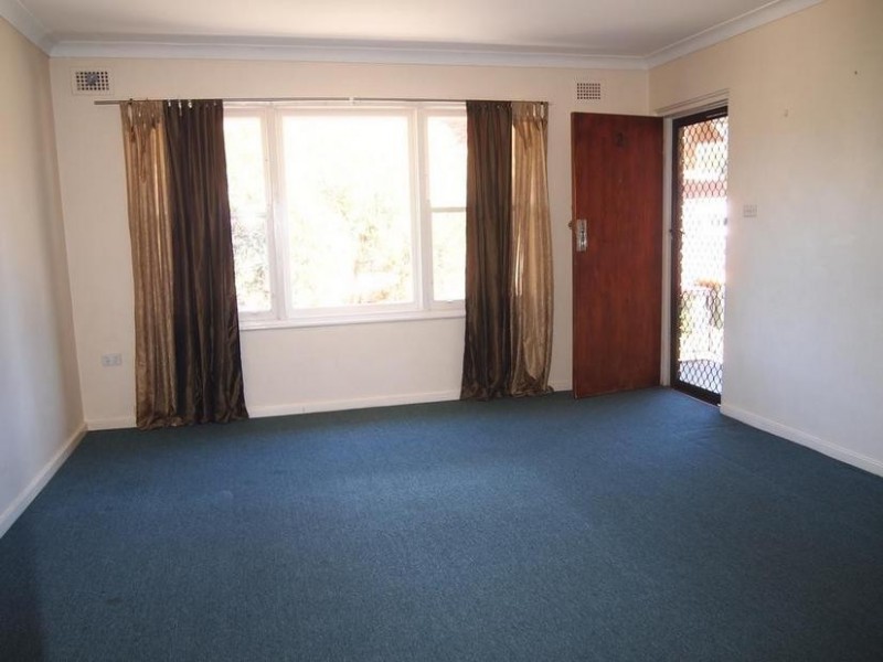 2/1 Lewis Drive, Figtree NSW 2525