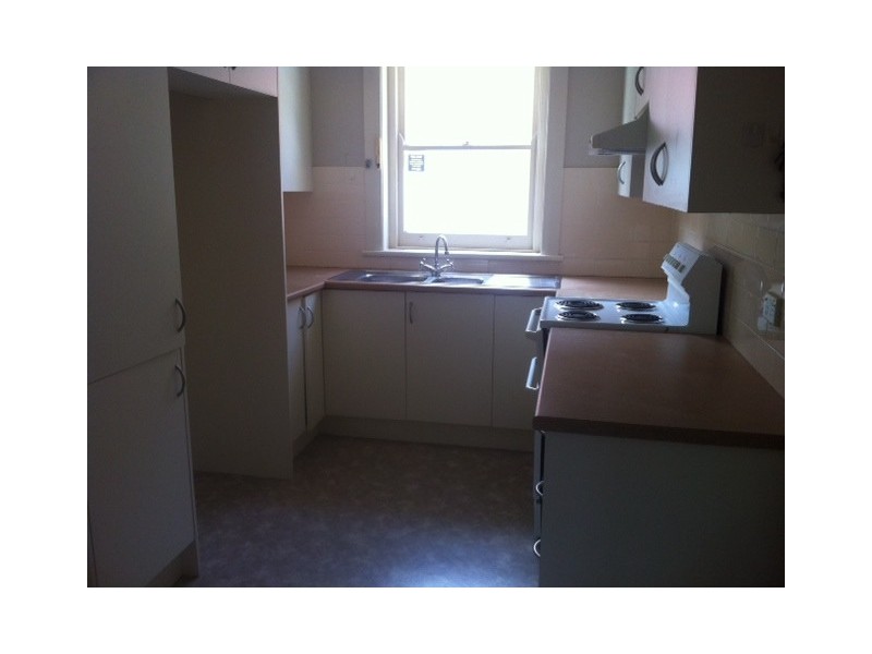 22 Rowland Ave, Wollongong NSW 2500