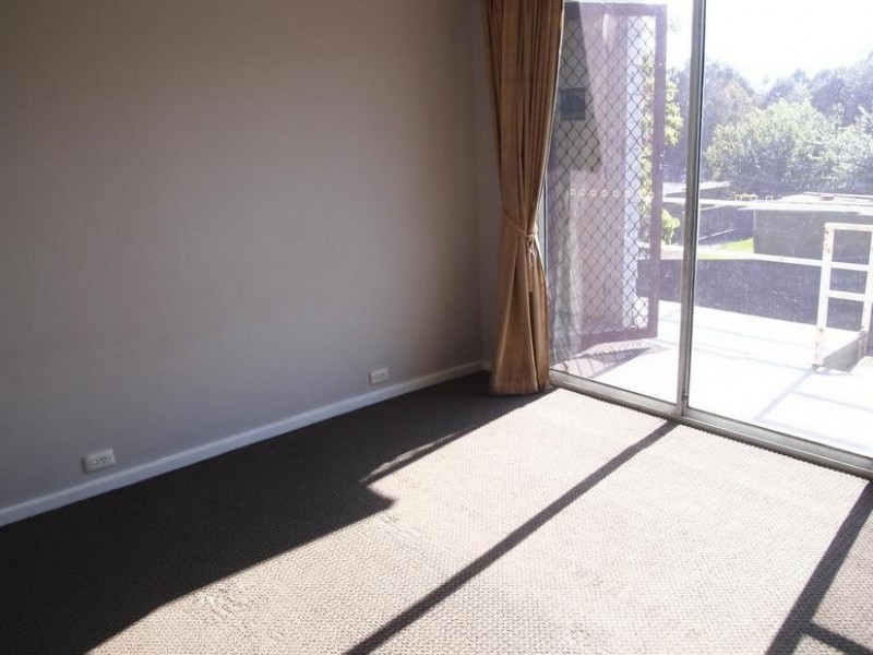 2/30 Mount Keira Road, Mount Keira NSW 2500