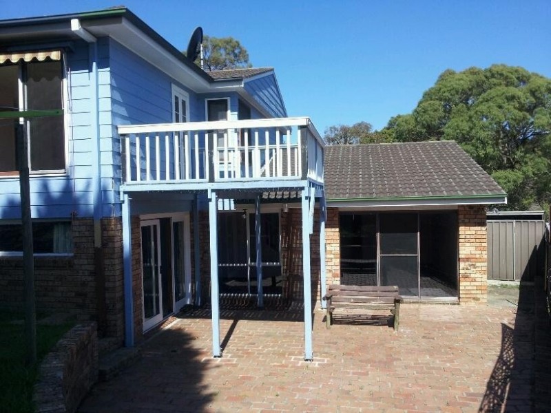 2 Ambleside Avenue, Mount Keira NSW 2500