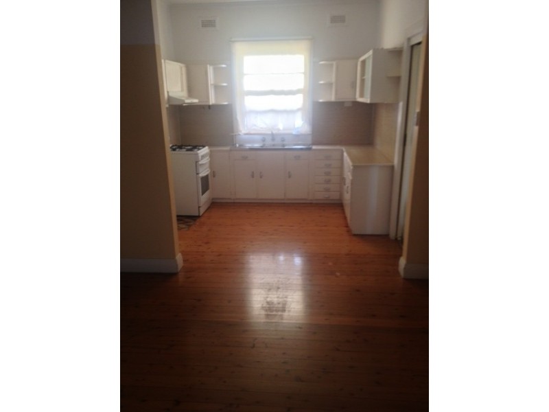 19 Murpheys Avenue, Gwynneville NSW 2500