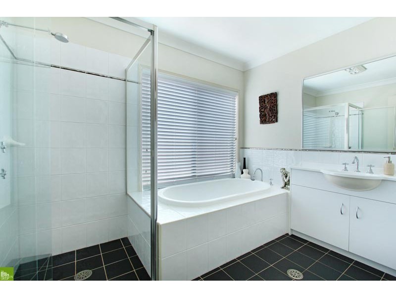 52 North Terrace, Dapto NSW 2530