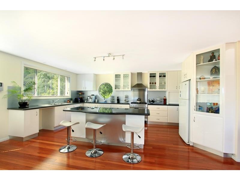 51 Taminga Cres, Cordeaux Heights NSW 2526