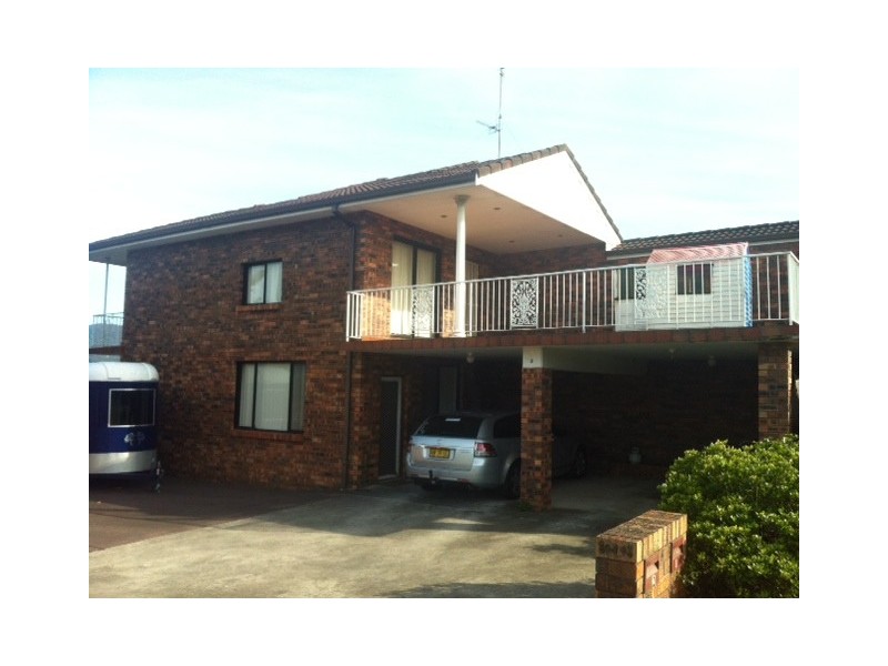 2/2 Avondale Road, Dapto NSW 2530