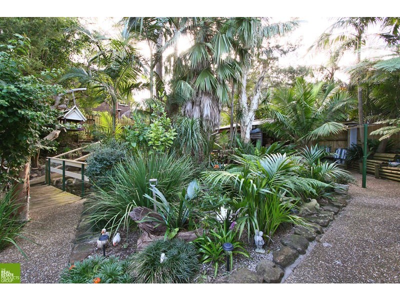 23 Loch Carron Avenue, Farmborough Heights NSW 2526