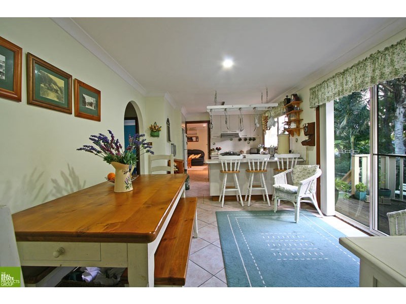 23 Loch Carron Avenue, Farmborough Heights NSW 2526