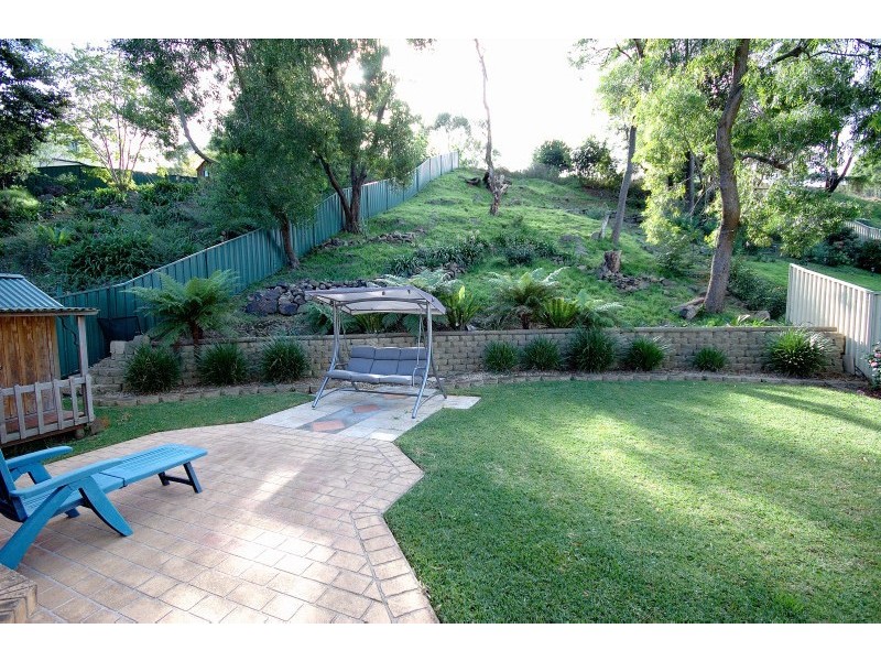 24 Darragh Drive, Figtree NSW 2525