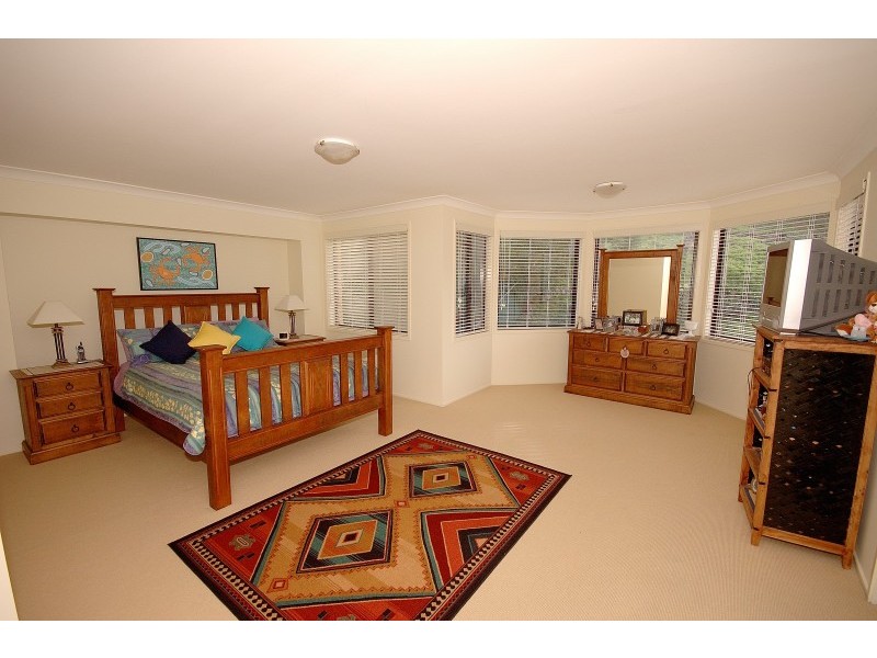 24 Darragh Drive, Figtree NSW 2525