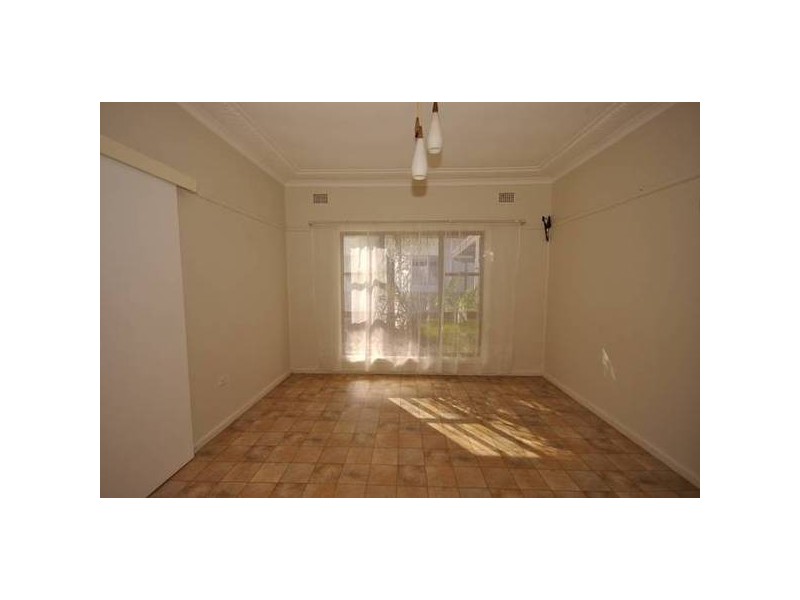 115 Illawarra Street, Port Kembla NSW 2505