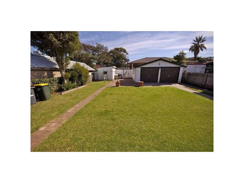 115 Illawarra Street, Port Kembla NSW 2505