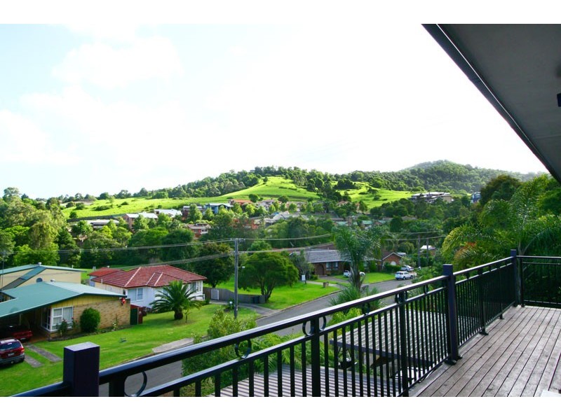 131 Koloona Avenue, Mount Keira NSW 2500