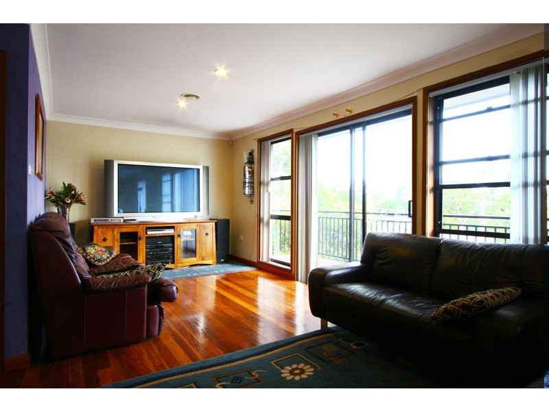131 Koloona Avenue, Mount Keira NSW 2500