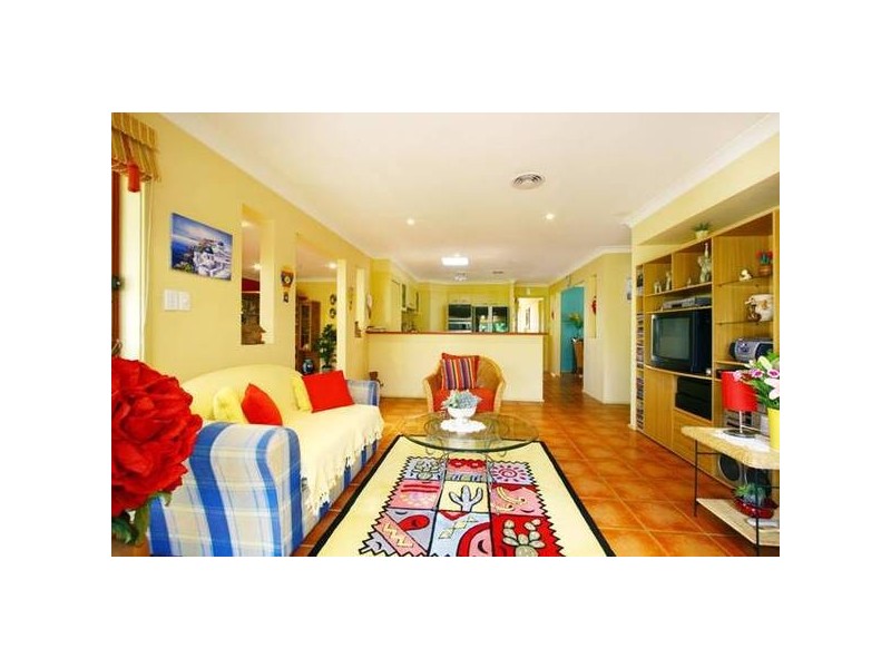 57 Darragh Drive, Figtree NSW 2525