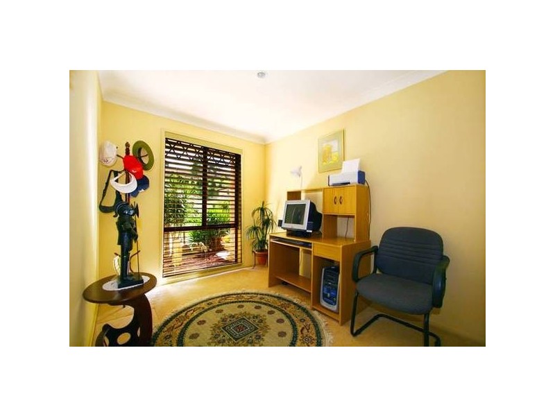 57 Darragh Drive, Figtree NSW 2525