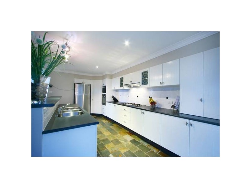6 Moreton Place, Flinders NSW 2529