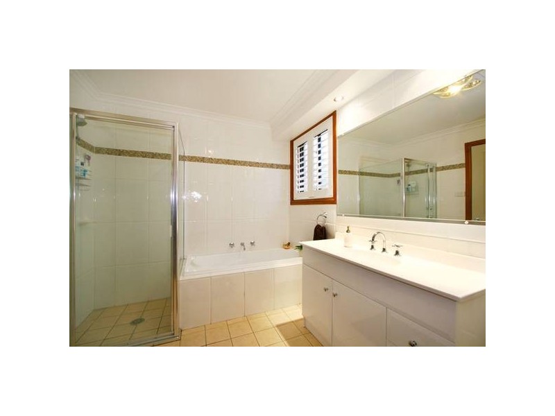 6 Moreton Place, Flinders NSW 2529
