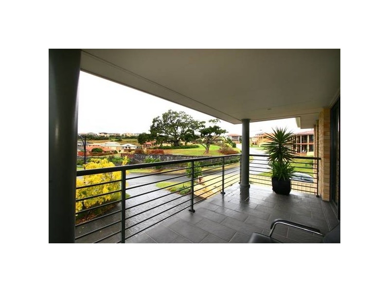 6 Moreton Place, Flinders NSW 2529