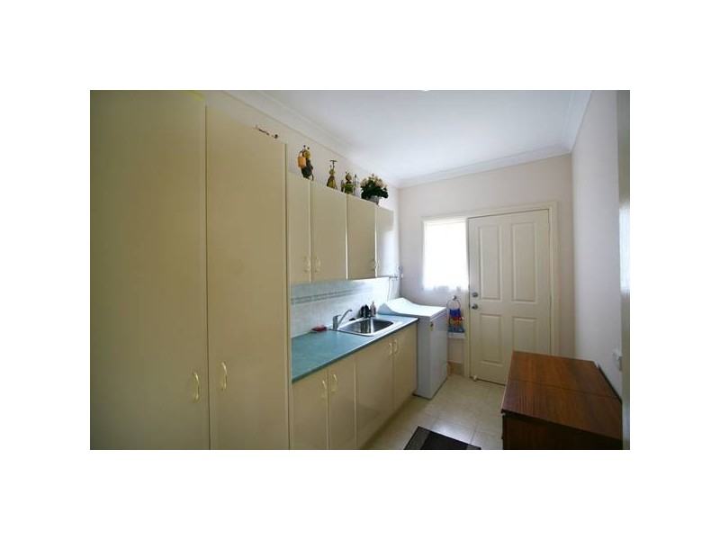 20 Delmont Place, Kanahooka NSW 2530