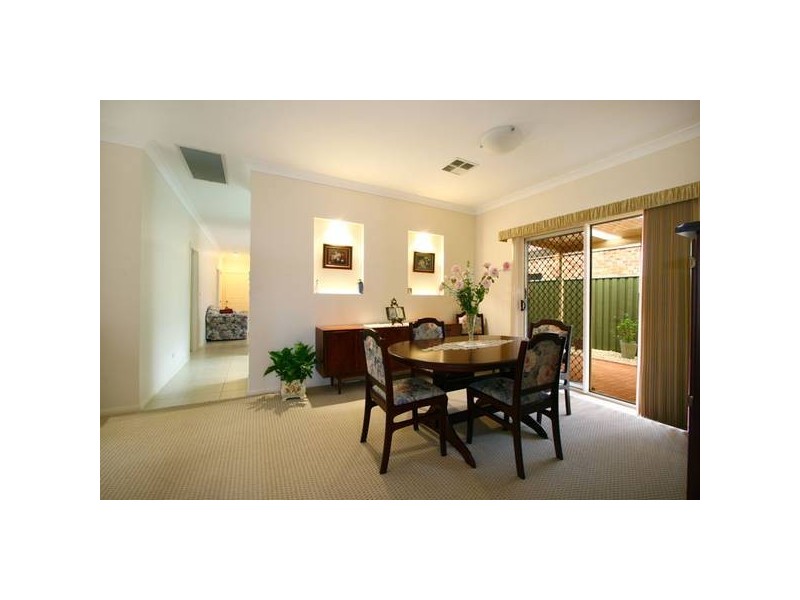 20 Delmont Place, Kanahooka NSW 2530