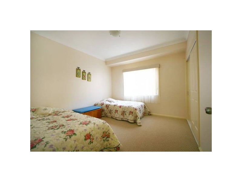 20 Delmont Place, Kanahooka NSW 2530