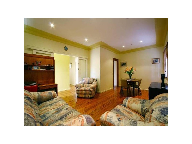15 Walang Avenue, Figtree NSW 2525