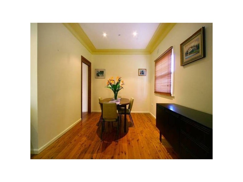 15 Walang Avenue, Figtree NSW 2525