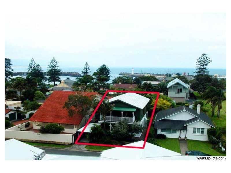 4 Robertson Street, Wollongong NSW 2500