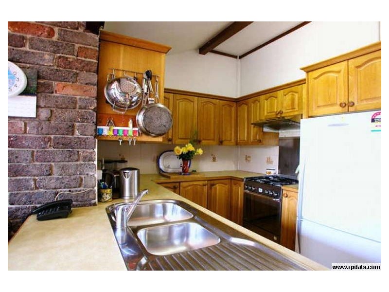 4 Robertson Street, Wollongong NSW 2500