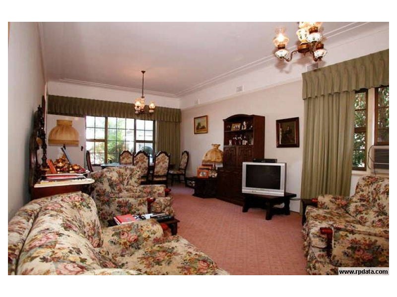 4 Robertson Street, Wollongong NSW 2500