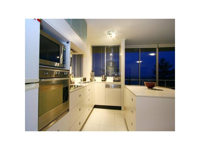 11/28 Cliff Road, Wollongong North NSW 2500