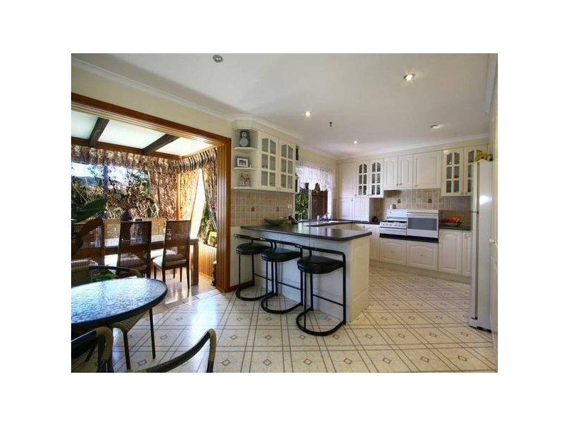 15 Murray Park Road, Figtree NSW 2525