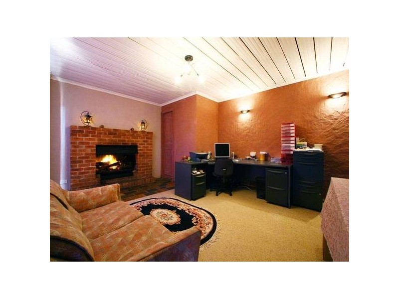 15 Murray Park Road, Figtree NSW 2525