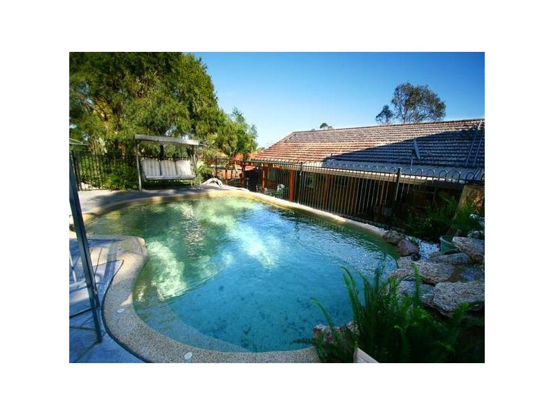 15 Murray Park Road, Figtree NSW 2525