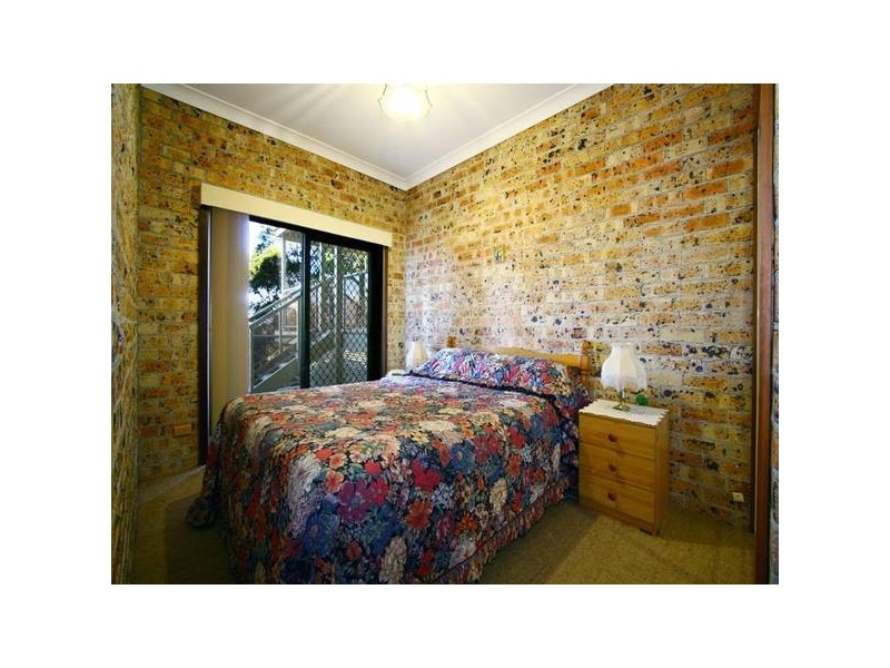 29 Hassan Street, Lake Heights NSW 2502