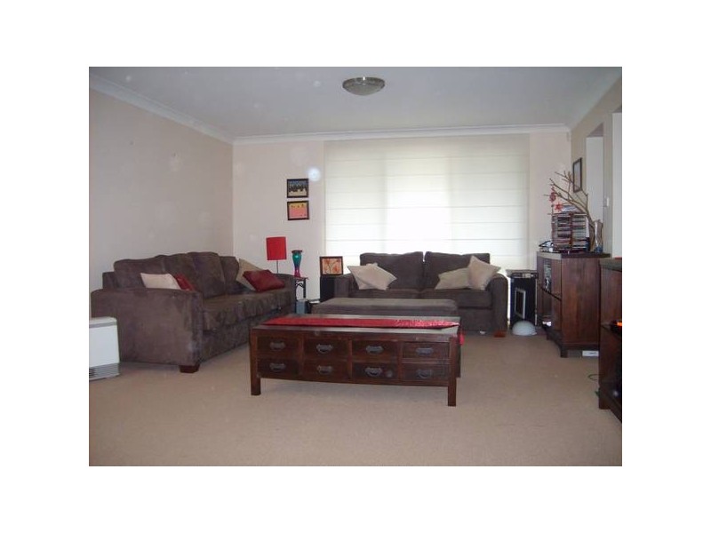 1 Westmacott Pde, Bulli NSW 2516