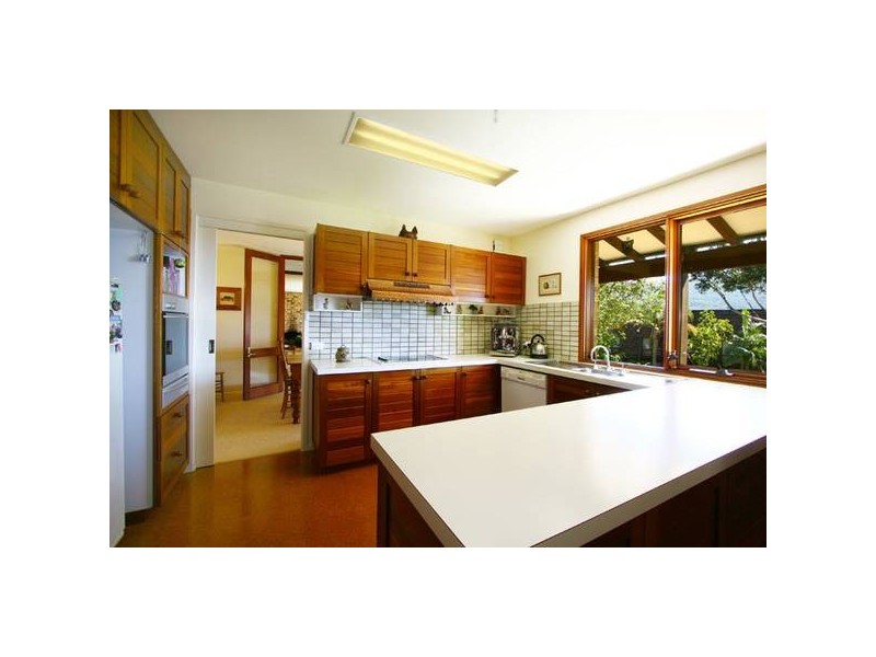 9 Highcrest Ave, Balgownie NSW 2519