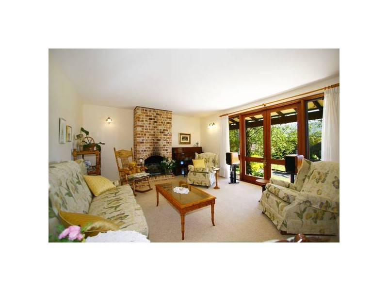 9 Highcrest Ave, Balgownie NSW 2519