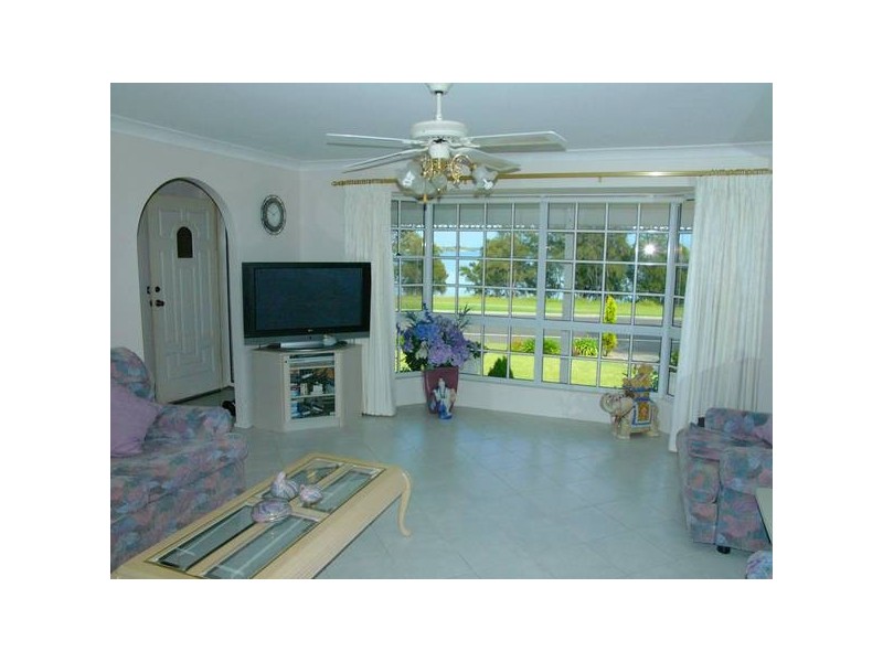 355 Reddall Parade, Mount Warrigal NSW 2528