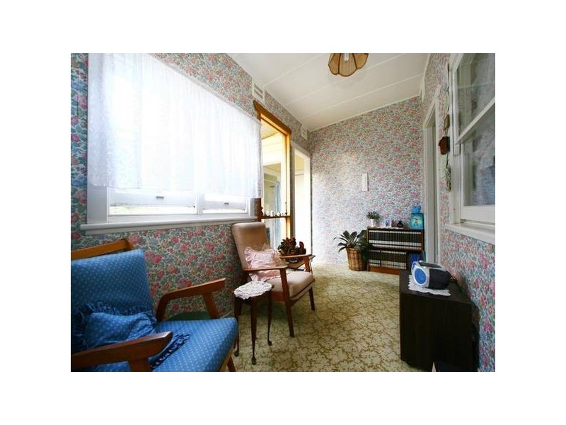 112 Ocean Street, Mount Saint Thomas NSW 2500