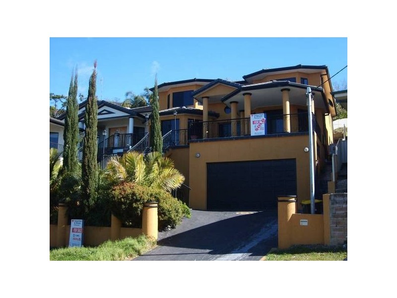 6 Arter Ave, Figtree NSW 2525