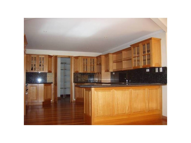 6 Arter Ave, Figtree NSW 2525